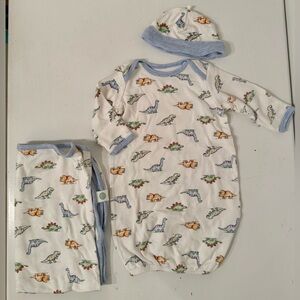 0-3M Dinomite Sleeper Gown, Hat, and Swaddle EUC